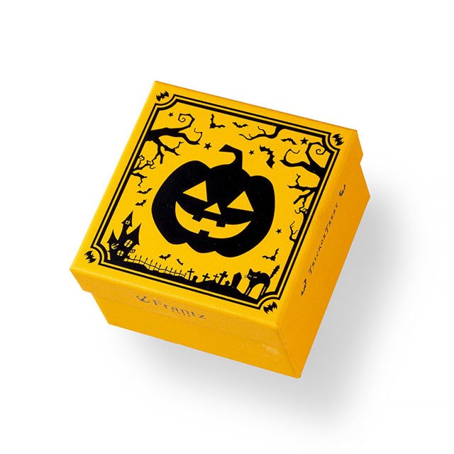 神戸フランツ 神戸苺トリュフ（カカオラテ）～ハロウィンBOX～【手提げ袋付】 スイーツ 洋菓子 チョコレート チョコ ホワイトチョコ いちご プレゼント ギフト 贈り物 手土産 誕生日 敬老の日