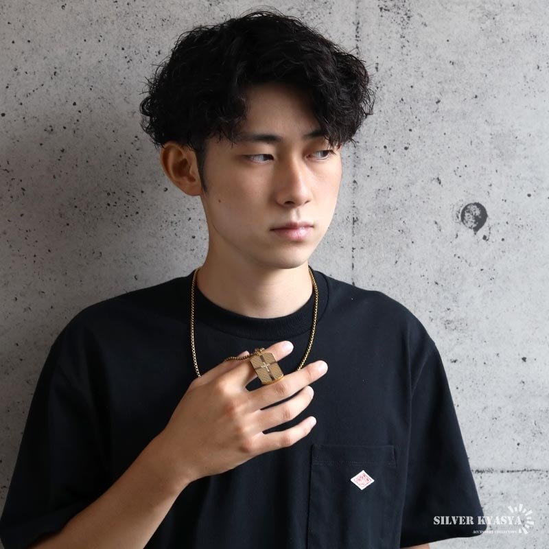 ステンレス ドッグタグネックレス ゴールド クロス メンズ ペンダント 十字架 ストーン プレート タグネックレス 男性用 アクセサリー 金色 バイカラー 格子柄 重厚感 存在感 カジュアル ストリート ヒップホップ 装飾