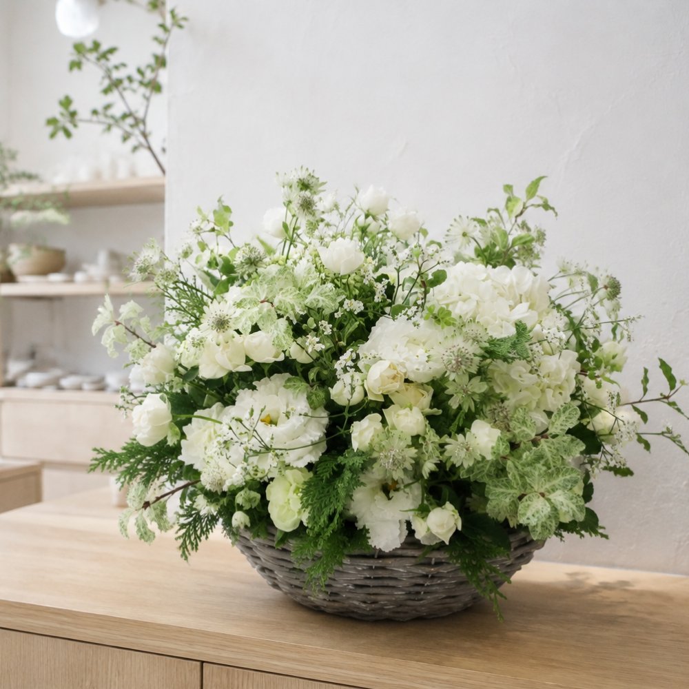 【Lagom Bloom 03】生花のアレンジメント インテリアのようなお花 新築のお祝いや開店のお祝いなど空間のインテリアのように飾ることができるお祝い花です 送料無料 生花 アレンジメント 誕生日 花 ギフト 送料無料 お礼 白 生花 お祝いアレンジメント 日頃の感謝 御祝 記念日 開店御祝い 自宅用 お供え フラワーギフト 展示会 楽屋花 受付 おしゃれ 母の日 敬老の日 お中元 お歳暮