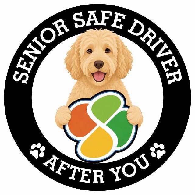 カーサイン 高齢者マーク SENIOR SAFE DRIVER ラブラドゥードル ステッカー シール 直径13cm 肉球 日本製 車