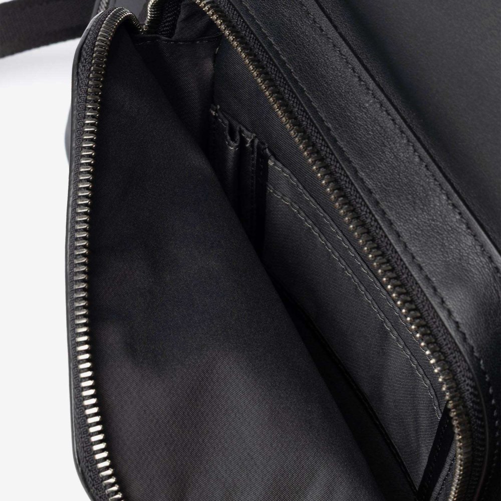 トゥミ TUMI HARRISON ハリソン SMALL GRIFFEN BACKPACK スモール グリフィン フラップ バックパック 06302065DBM 159056 リュックサック メンズ バッグ