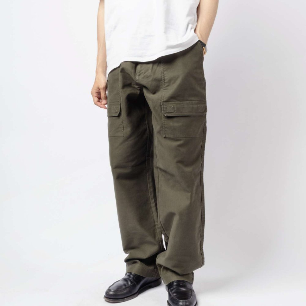 バブアー Barbour NEWBIRCH OS COTTON SATEEN TROUSER ニューバーチ カーゴ トラウザー MTR0774 ロングパンツ メンズ ボトムス