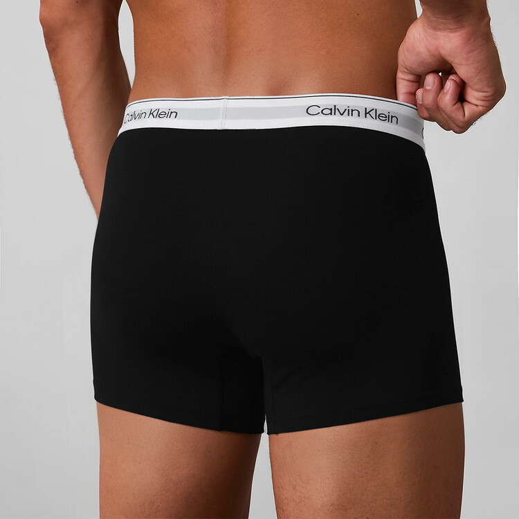 カルバンクライン：ICON COTTON STRETCH ローライズボクサーパンツ 3PK (ブラック／アドレナリンラッシュ／ダークベリー)[ボクサーパンツ/ 男性下着/ メンズインナー/人気ブランド/おすすめギフト/誕生日プレゼント/メンズファッション]