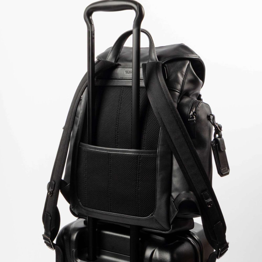 トゥミ TUMI HARRISON ハリソン SMALL GRIFFEN BACKPACK スモール グリフィン フラップ バックパック 06302065DBM 159056 リュックサック メンズ バッグ