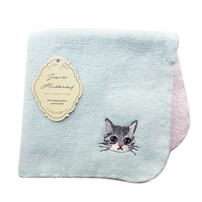 ふんわりタオルハンカチ 猫 ネコ カラーデュオハンカチ 刺繍 シンプル ワンポイント 女子高校生 彼女 プチギフト 贈り物 ふわふわ 母の日 敬老の日 猫好き おもしろ タオル ハンカチ ギフト 誕生日 ほんの気持ち プチプラ 子供 大人 ママ 母