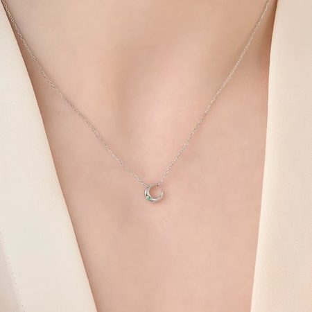 【無料ラッピング】 ヨンドシー 4℃ ネックレス シルバー 月 5月誕生石 エメラルド レディース ブランド 正規品 新品 ギフト プレゼント 人気 おすすめ 誕生日 記念日 クリスマス 送料無料 4cd522790