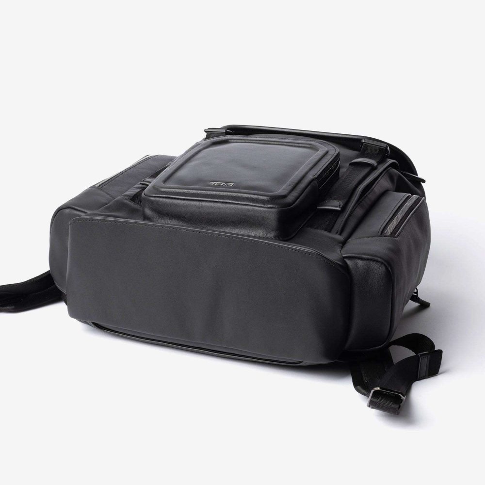 トゥミ TUMI HARRISON ハリソン SMALL GRIFFEN BACKPACK スモール グリフィン フラップ バックパック 06302065DBM 159056 リュックサック メンズ バッグ