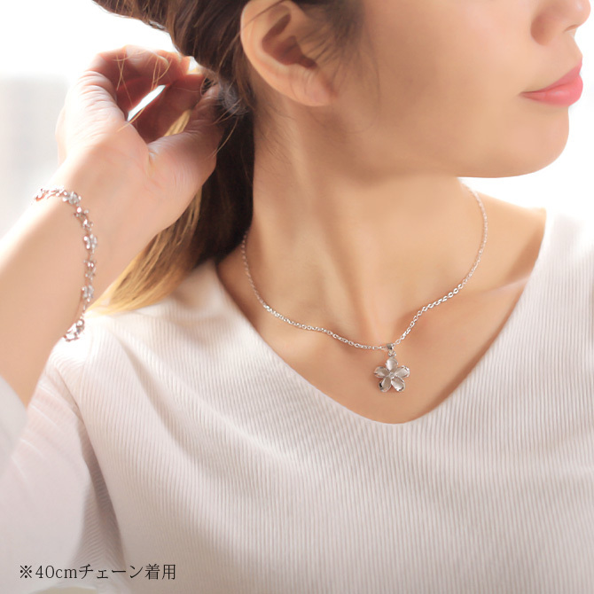 ハワイアンジュエリー シルバー ペンダントトップ LLサイズ プルメリア 花 ジルコニア シルバー925 ロジウムコーティング ネックレス チェーン別売 ペンダントヘッド メール便 彼女 妻 女性 レディース 誕生日 プレゼント ハロウィン 【品番：SP82848】