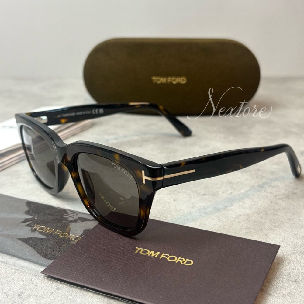【並行輸入品】【正規品・新品 箱付き】TOMFORD トムフォード TF237 FT237 52N イタリア製 サングラス メガネ 眼鏡 メンズ レディース TOM FORD トム フォード 伊達メガネ