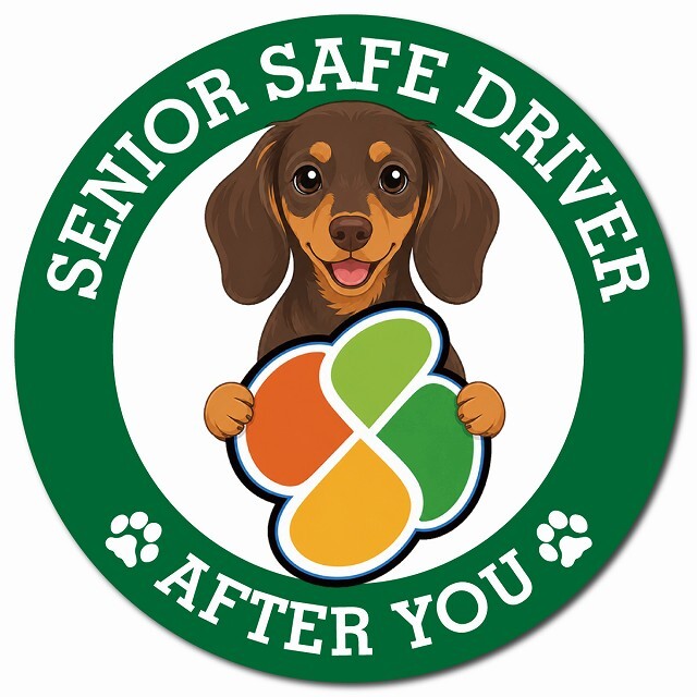 カーサイン 高齢者マーク SENIOR SAFE DRIVER ミニチュアダックスフンド マグネット 強力 直径13cm 肉球 日本製 車 ステッカー