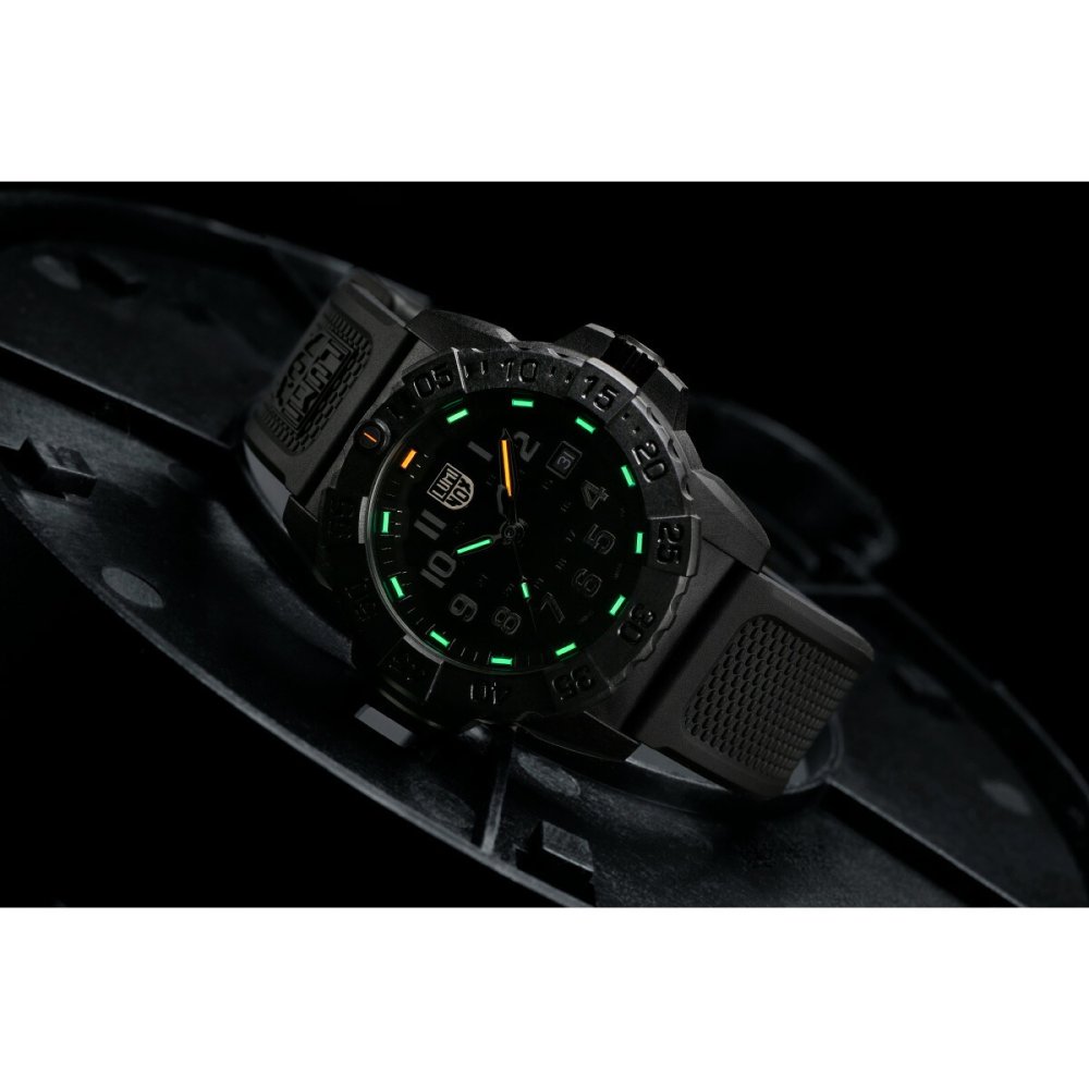ルミノックス LUMINOX SEA SERIES NAVY SEAL 3500 SERIES 腕時計 メンズ ダイビングウォッチ 3501.BO.L