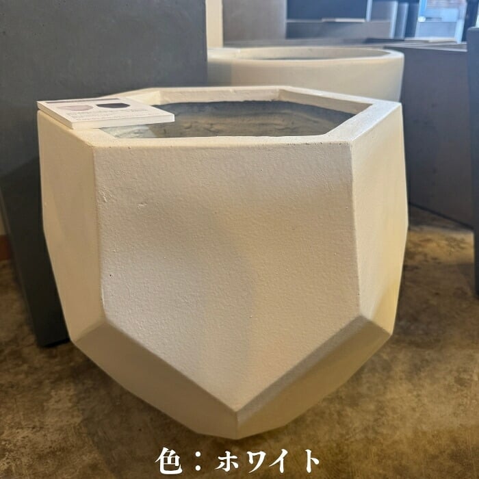 植木鉢 おしゃれ 大型 Mサイズ 幅48cm 高さ43cm 鉢カバー KONTON コントン ヘクサ 多面体プランター 六角形 四角 変形 ファイバーセメント セメント 屋外 室内 高級 北欧 モダン ナチュラル 観葉植物用 シンボルツリー サボテン 多肉植物 特大 玄関 プランター 白 グレー