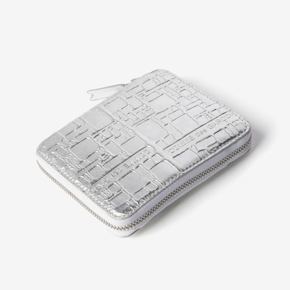 コムデギャルソン COMME DES GARCONS EMBOSSED LOGOTYPE エンボス ロゴタイプ Bifold Wallet 二つ折り財布 SA2100EG ユニセックス 財布