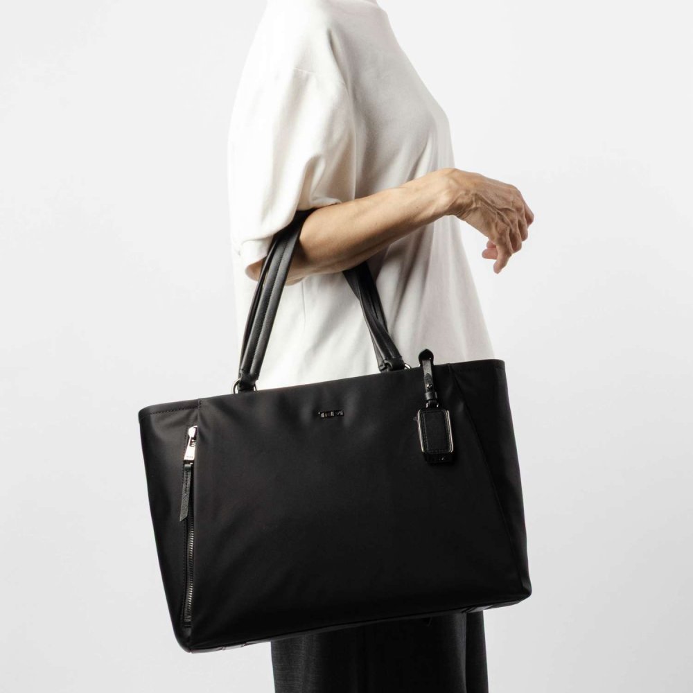 トゥミ TUMI VOYAGEUR ヴォヤジュール VALETTA MEDIUM TOTE ヴァレッタ ミディアム トート 0196722 159130 トートバッグ レディース バッグ