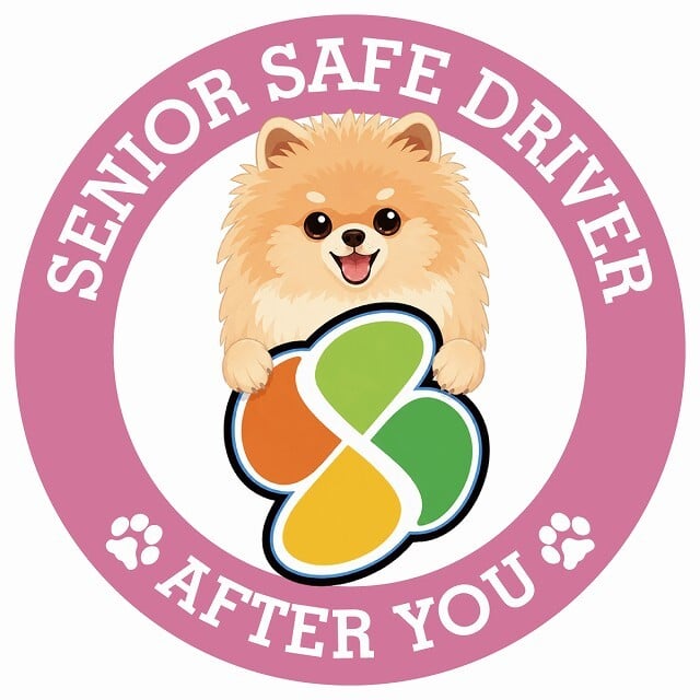 カーサイン 高齢者マーク SENIOR SAFE DRIVER ポメキー ステッカー シール 直径13cm 肉球 日本製 車