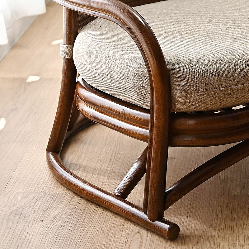 座椅子 あぐら ラタンチェア ローチェア rattan 椅子 リラックス フロアチェア ラウンジチェア パーソナルチェア イージーチェア ベージュ ナチュラル インテリア 和風 日本 畳 ひとり暮らし リビングチェア 北欧 おしゃれ 洋室 和室 ギフト