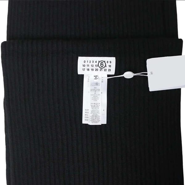 エムエムシックス MM6 Maison Margiela マフラー s52te0061-m13285-900 ユニセックス ブラック Black マフラー