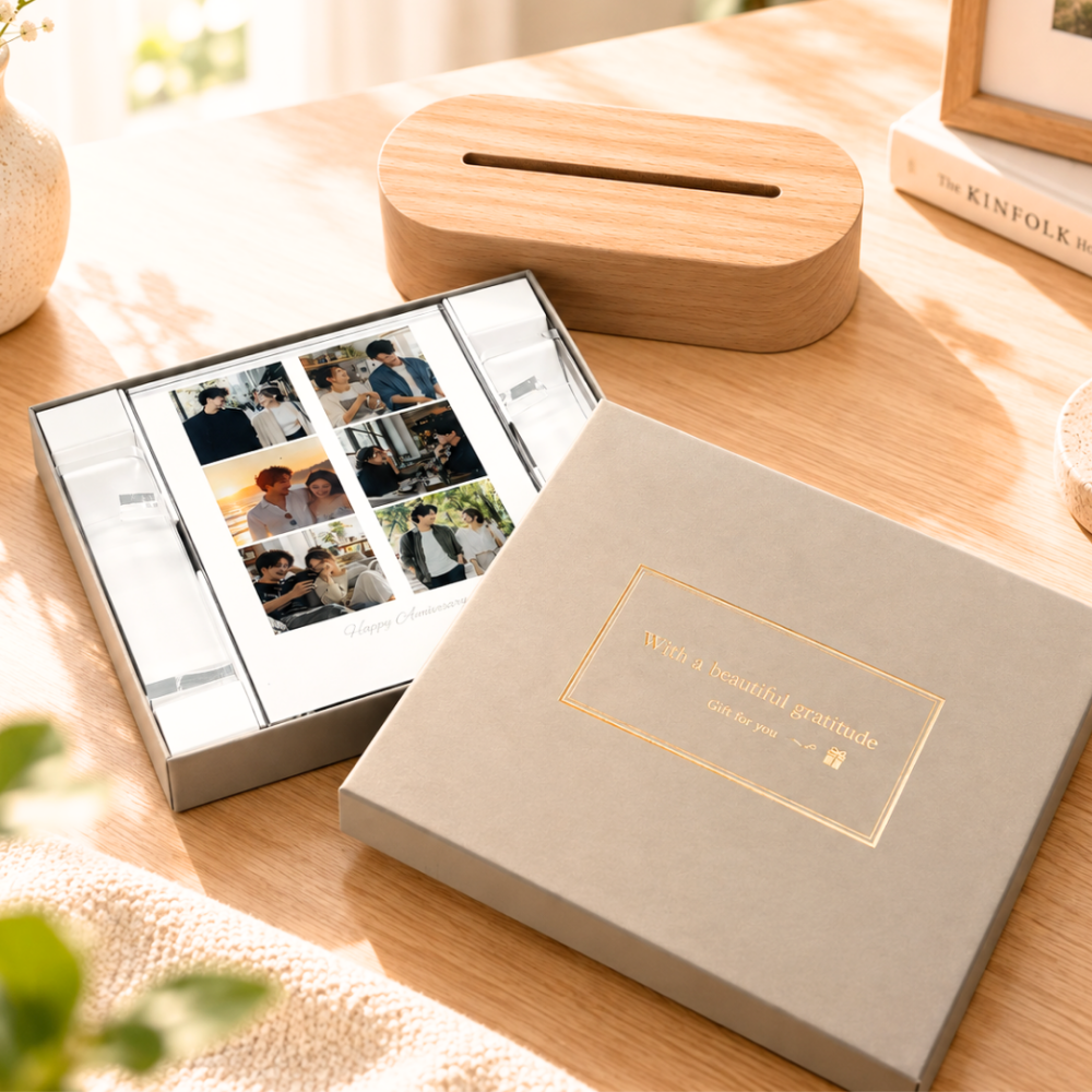 【LEDスタンドパネル | 6枚ノーマルデザイン】写真入り 名入れ対応 送料無料フォトフレーム アクリルフォトパネル カップル 彼氏 彼女 写真立て 名前入れ 文字入れ メッセージ入り おしゃれ お洒落 メモリアル フォト フォトスタンド アクリル ギフト プレゼント 結婚 誕生日 記念日 出産 卒業 ペット 推し活 子供 部活