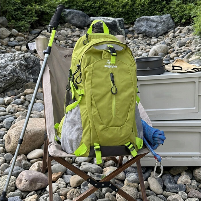 リュック 登山 30l 通販 大容量 リュックサック 登山リュック バックパック 防災リュック バッグ バック デイバッグ レディース メンズ 防災バッグ メンズ アウトドア ザック 遠足 旅行 トレッキング 多機能 キャンプ 大きい 実用的