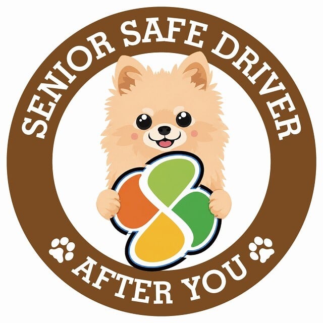 カーサイン 高齢者マーク SENIOR SAFE DRIVER ポメチワ ステッカー シール 直径13cm 肉球 日本製 車