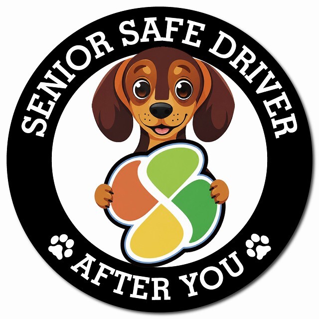 カーサイン 高齢者マーク SENIOR SAFE DRIVER ダックスフンド マグネット 強力 直径13cm 肉球 日本製 車 ステッカー