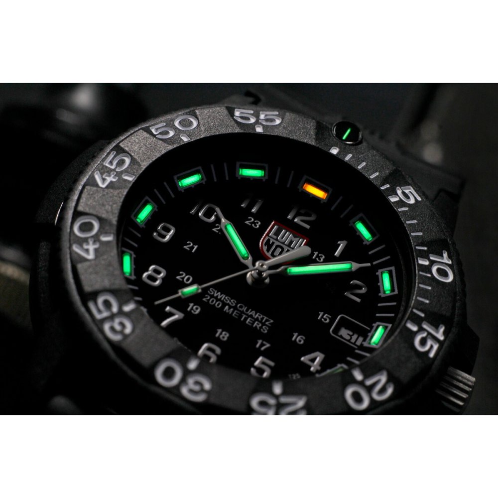 ルミノックス LUMINOX SEA SERIES ORIGINAL NAVY SEAL 3000 SERIES 腕時計 メンズ ダイビングウォッチ 3001MIL