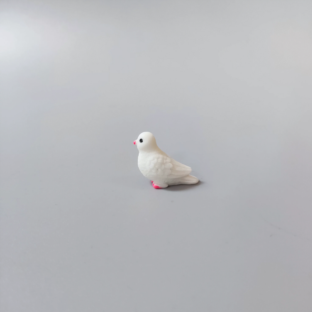 ハト 置物 8個セット ミニチュア 小鳥 オブジェ かわいい 鳥 フィギュア 樹脂製 卓上 飾り 箱庭 ジオラマ DIY ガーデニング インテリア デスク 雑貨 プレゼント