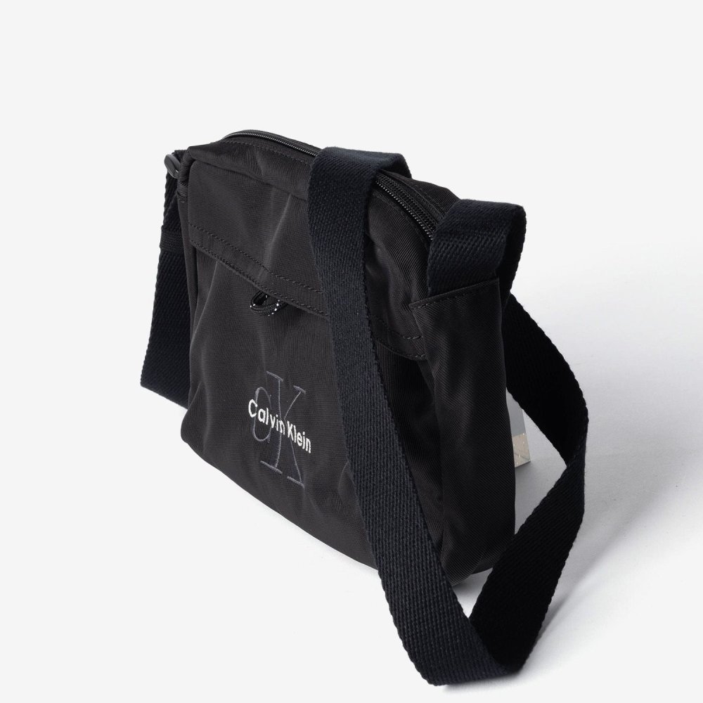 カルバンクライン Calvin Klein BOLD CAMERA BAG ロゴ ナイロン カメラバッグ LV04D3117G ショルダーバッグ メンズ バッグ