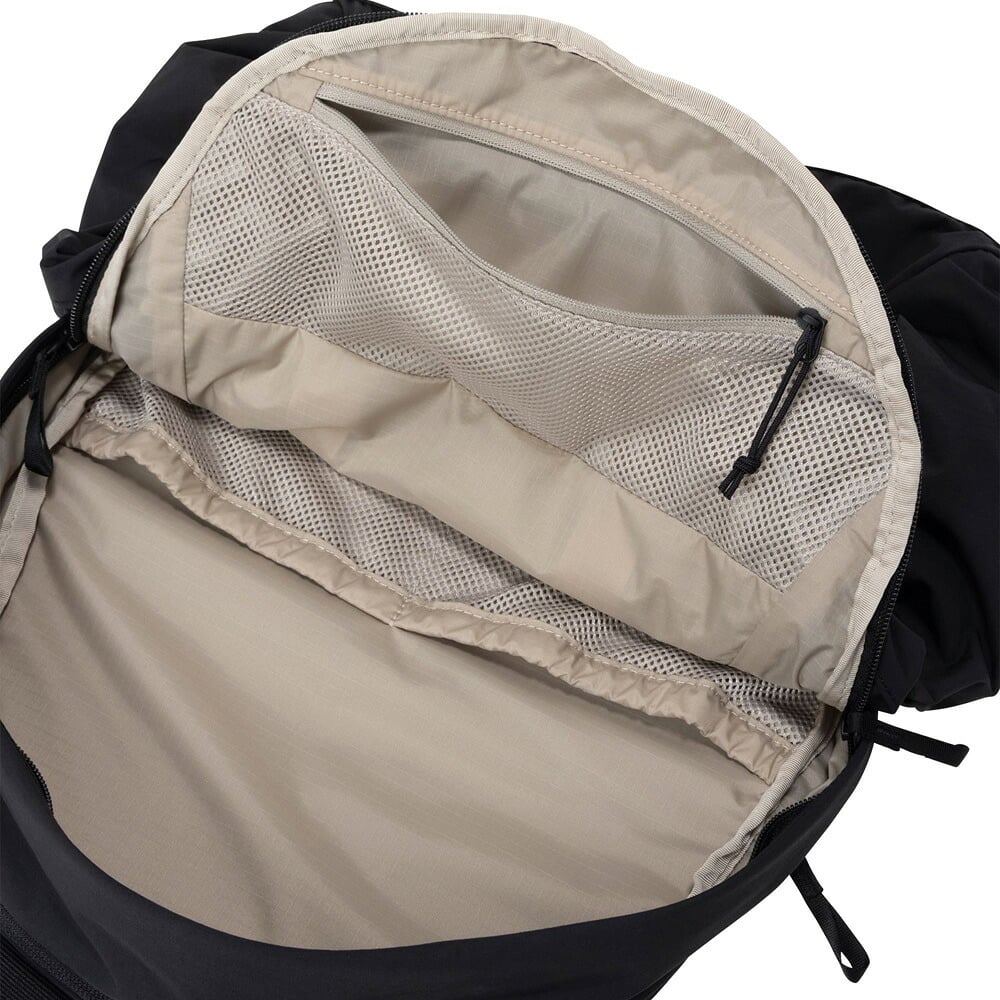 ノースフェイス リュック デイパックレディース 19L PC収納 15インチ 軽量 はっ水  NMW62650 THE NORTH FACE Ficus Pack フィーカスパック 通勤 通学 デイリーユース