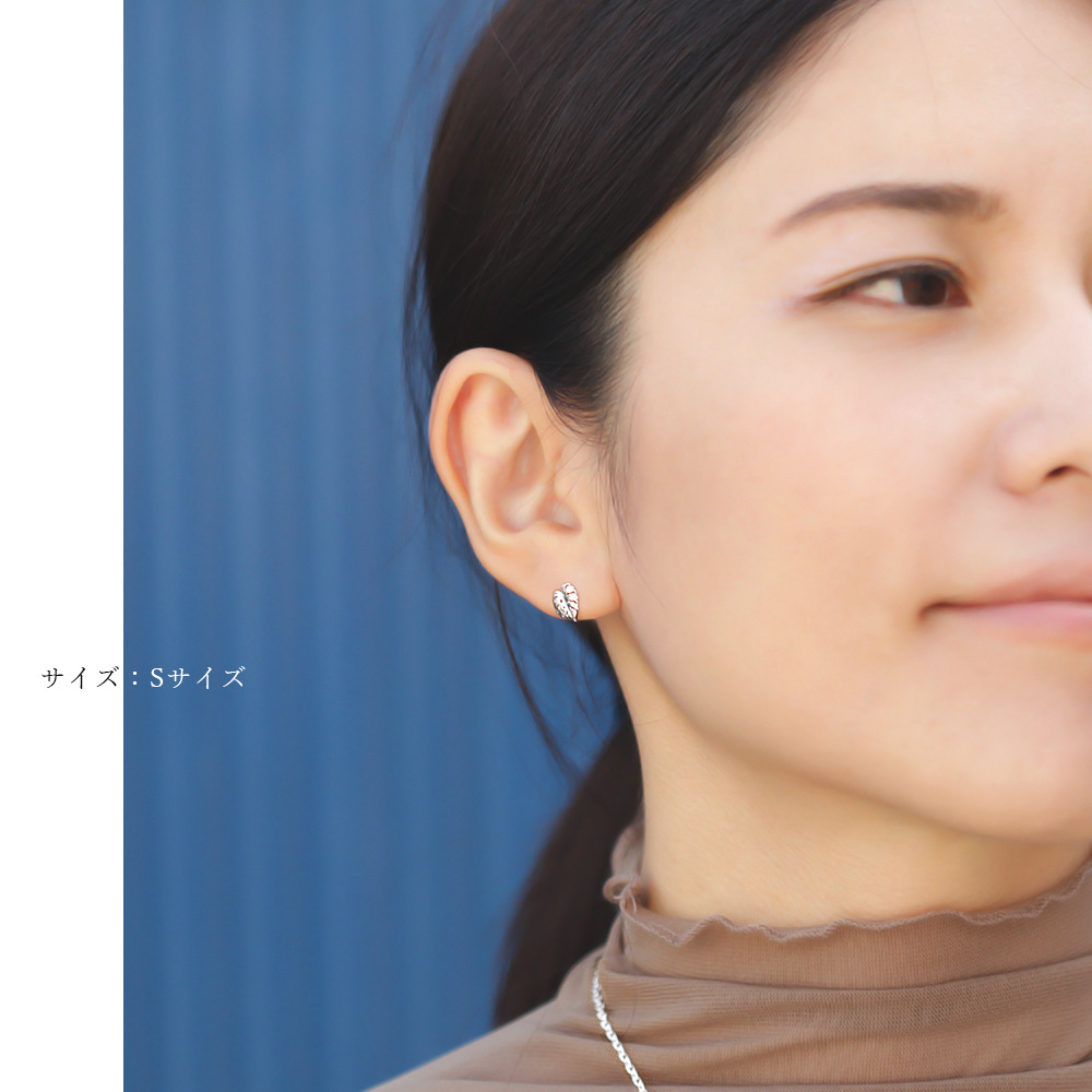 ハワイアンジュエリー ピアス モンステラ シルバー925 ロジウムコーティング Sサイズ Mサイズ 選べる キャッチ 20G aumakua ハロウィン 【品番：012-12-03】