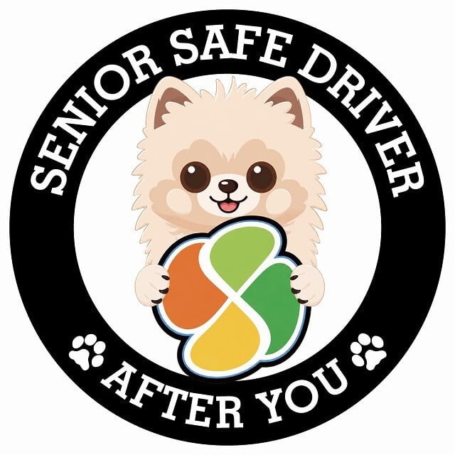 カーサイン 高齢者マーク SENIOR SAFE DRIVER ポメ柴 ステッカー シール 直径13cm 肉球 日本製 車