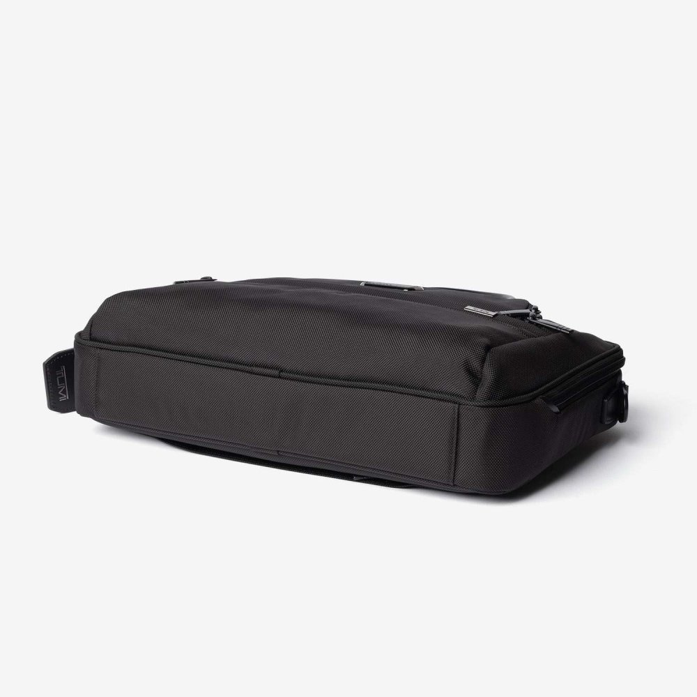 トゥミ TUMI ALPHA アルファ MEDIUM 15 BRIEFCASE ミディアム 15インチ ブリーフケース 02203728D4 158969 ビジネスバッグ ショルダーバッグ メンズ バッグ