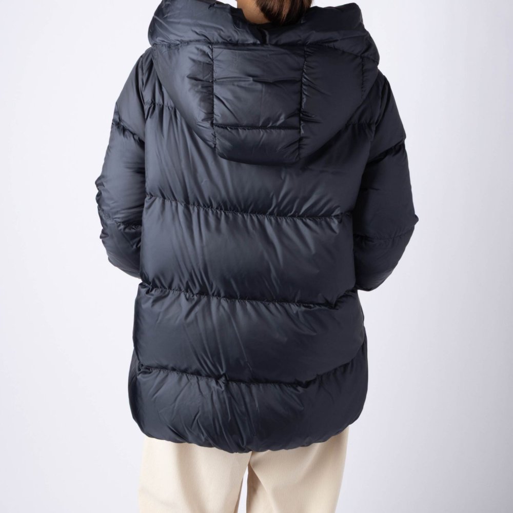 マックスマーラ Max Mara THE CUBE ザ キューブ SEIA Roomy puffer jacket in water repellent plain セイA テクニカル キャンバス ダウンジャケット 2629486085600 レディース アウター