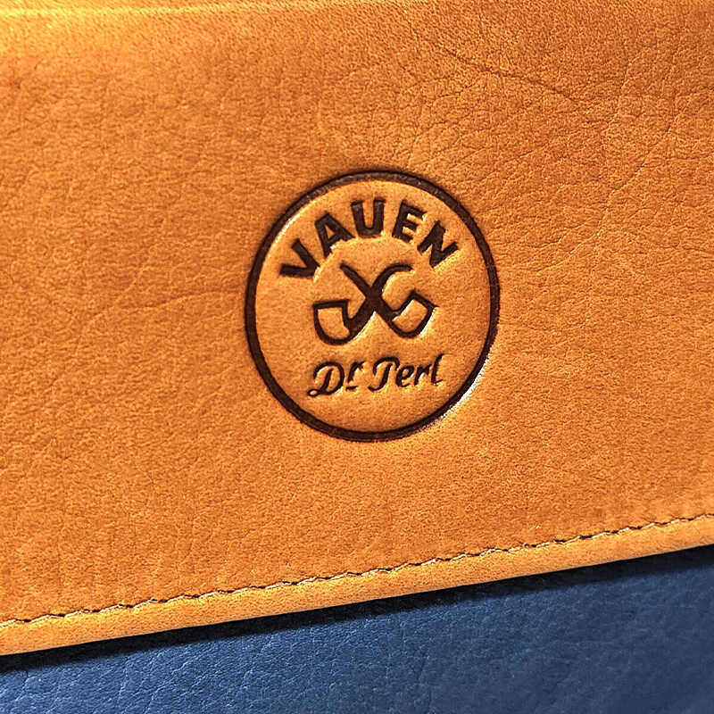 パイプポーチ 革製 喫煙具 VAUEN ファスナー ポケット フラップ仕様 タバコ 収納 ファウエン 皮 おしゃれ かっこいい メンズ 高級 ギフト プレゼント ブラウン ブルー