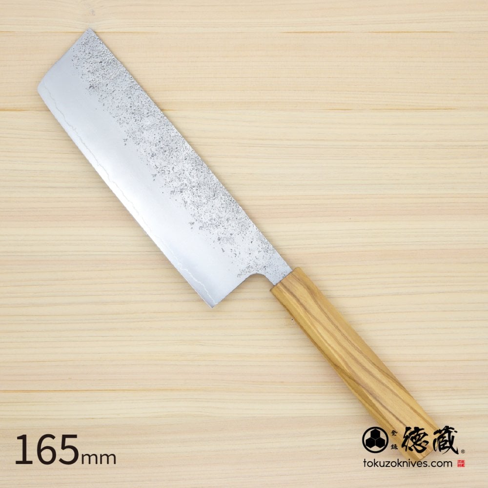 菜切ステンレス包丁　165mm 両刃 銀紙三号 オリーブ八角柄 梨地仕上げ 日本製 徳蔵刃物 【TOKUZO KNIVES】 JAPAN Kitchen Knives 包丁 ほうちょう ホウチョウ 切れ味 家庭用 野菜 両刃 お手入れ簡単 錆に強い プレゼント ギフト 贈り物 一生モノ ステンレス INOX・イノックス