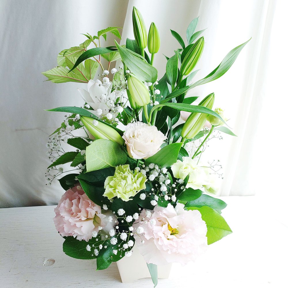 【お悔やみの花】【選べる6色】【Sサイズ】【クール便】【最短翌日お届け】フラワーアレンジメント 送料込み 日時指定可 おまかせ制作  | お悔やみアレンジ お供え花  法事 法要 命日 四十九日 葬儀 枕花