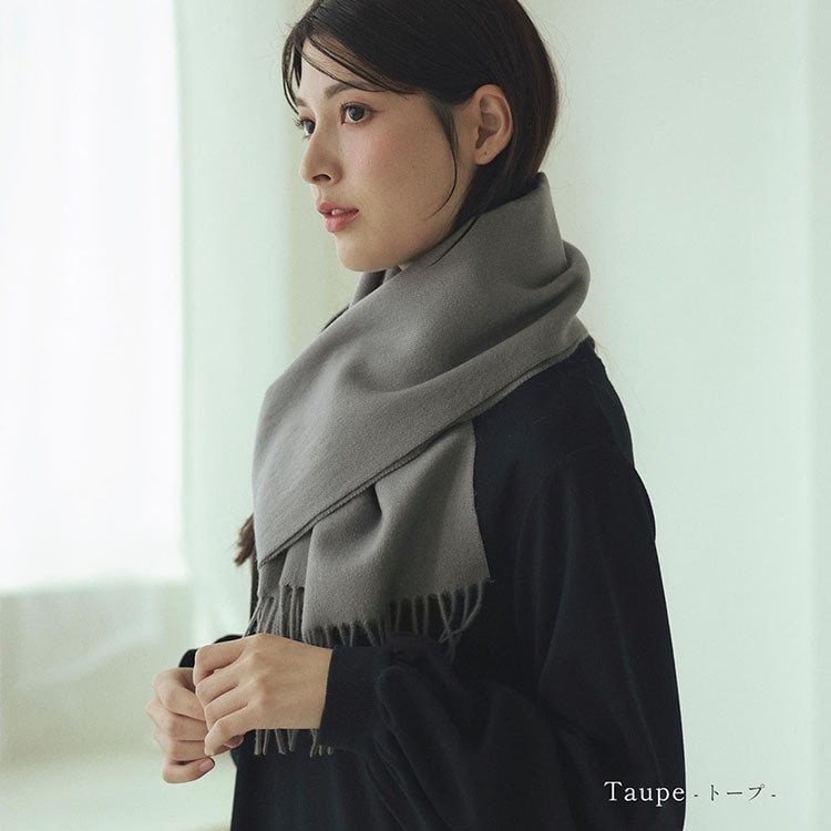 ＜刺繍納期注意＞カシミヤ ブレンド レディースマフラー チェック 無地 【ネコポスで送料無料】 【名入れ刺繍可能】 ブランド Filomo 秋 冬 カシミヤ混 カシミヤ マフラー ウール ストール 男女兼用 ユニセックス 厚手 あたたかい プレゼント ギフト 7F (02000323r)