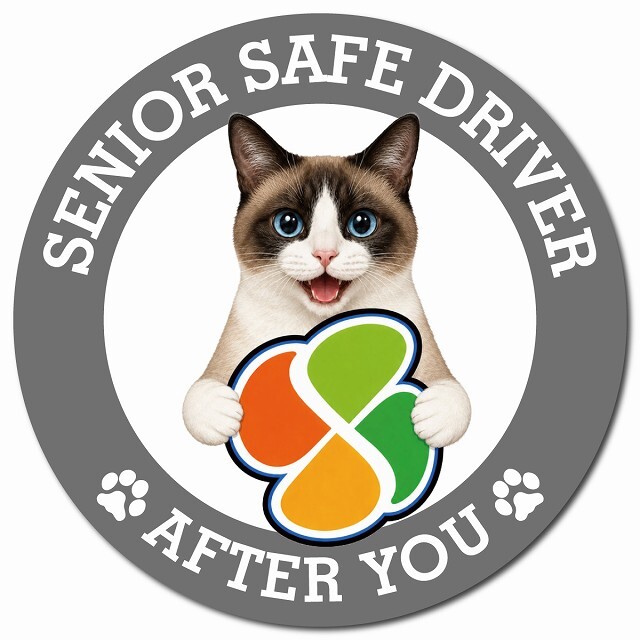 カーサイン 高齢者マーク SENIOR SAFE DRIVER スノーシュー マグネット 強力 直径13cm 肉球 日本製 車 ステッカー