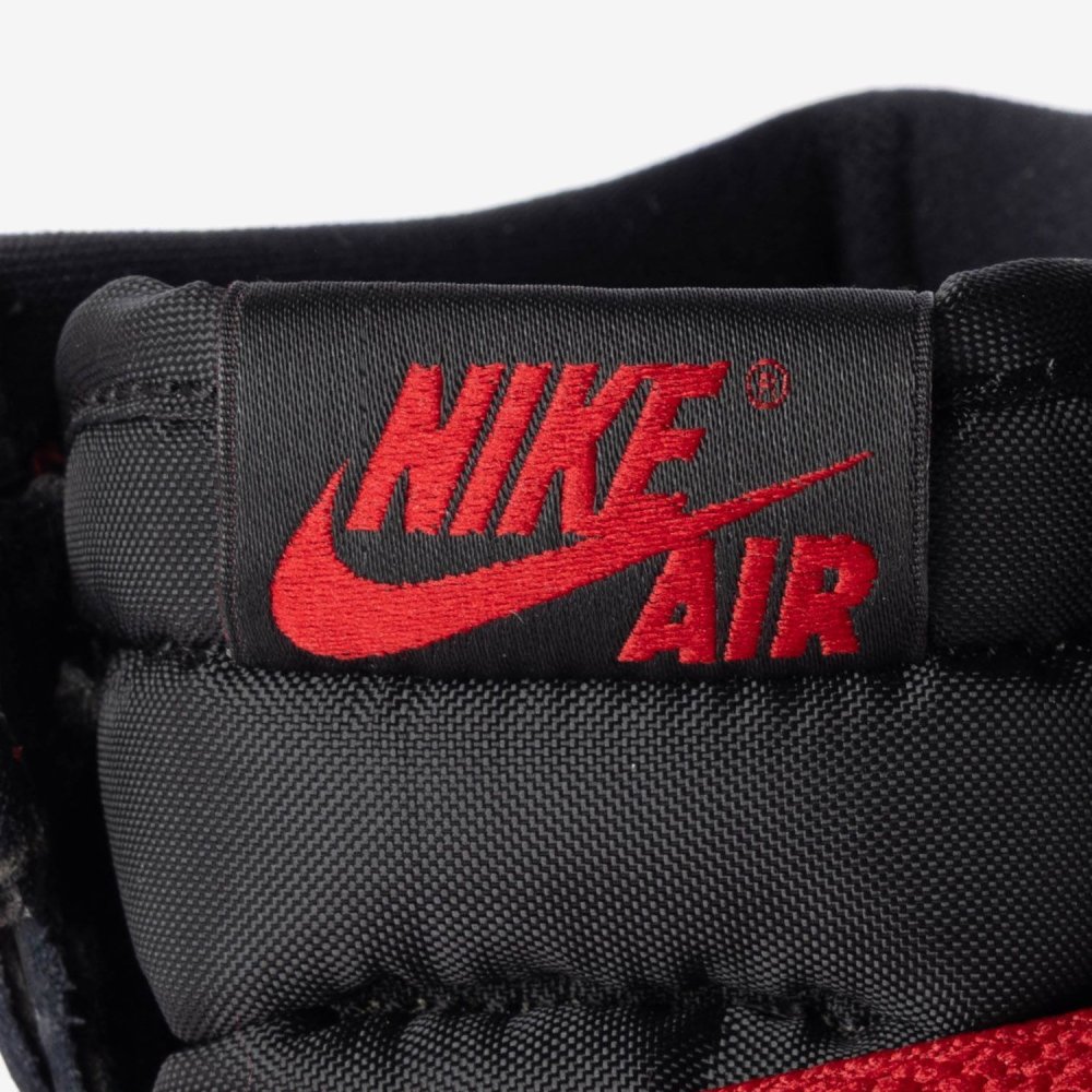 ナイキ NIKE AIR JORDAN 1 RETRO HIGH OG GS BLACK TOE REIMAGINED エアジョーダン レトロ ハイ オージー FD1437 スニーカー ハイカット つま黒 ジュニア キッズ レディース シューズ AJ1