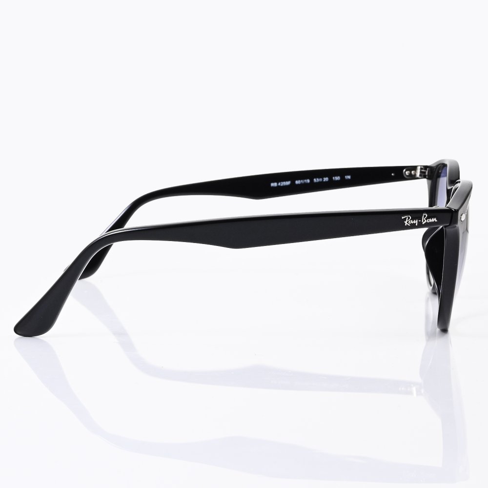 レイバン Ray-Ban サングラス 国内正規品 53サイズ ローブリッジフィット アジアンフィット ボストン型 男女兼用 メンズ レディース ライトブルー RB4259F 601 19 53 20 150 1N 【スペシャルラッピング660円(別売り)】送別会 誕生日 お中元 結婚祝い 結婚式 高級 父の日 母の日 ホワイトデー