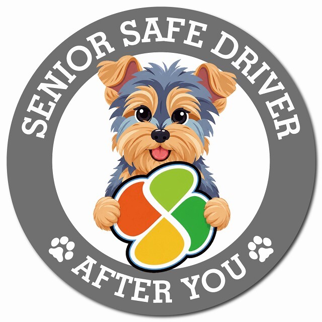 カーサイン 高齢者マーク SENIOR SAFE DRIVER ヨークシャーテリア マグネット 強力 直径13cm 肉球 日本製 車 ステッカー