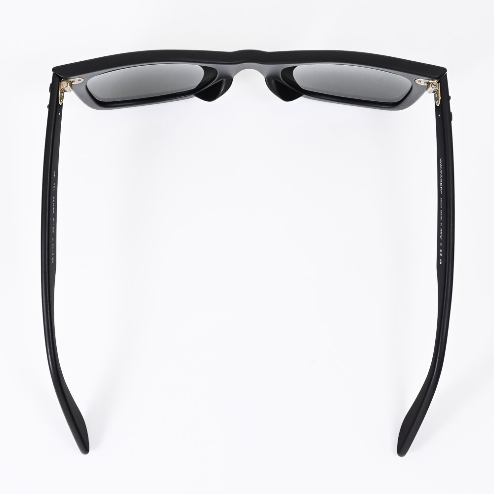 レイバン Ray-Ban サングラス 国内正規品 オリジナル ウェイファーラー 52サイズ ローブリッジフィット アジアンフィット ウェリントン スクエア型 男女兼用 メンズ レディース グリーン RB2140F 901S 52 22 150 3N 【スペシャルラッピング660円(別売り)】送別会 誕生日 お中元 結婚祝い 結婚式 高級 父の日 母の日 ホワイトデー