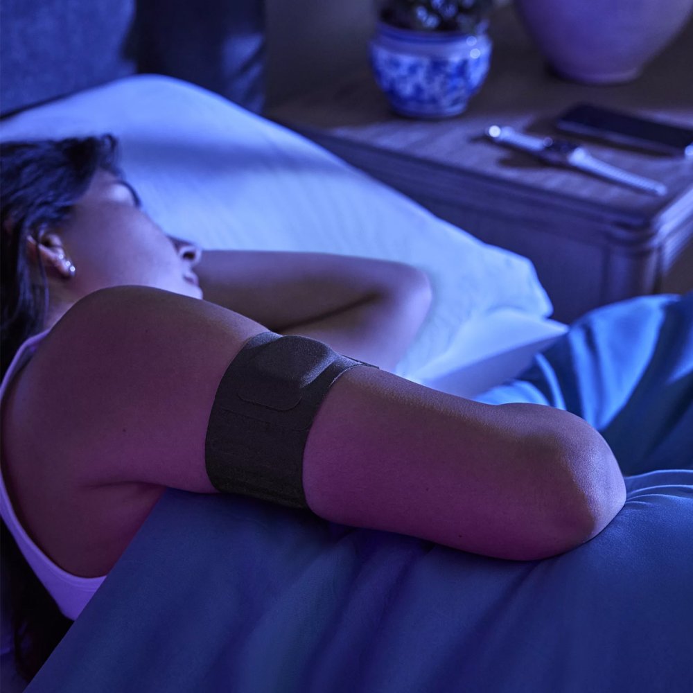 アームバンド型睡眠モニタリングデバイス ガーミン GARMIN Index Sleep Monitor 選べる2サイズ 【取説サービス】 睡眠計 約7日間バッテリー 睡眠トラッキング 睡眠と回復の指標を計測 呼吸変動を測定 皮膚温をトラッキング