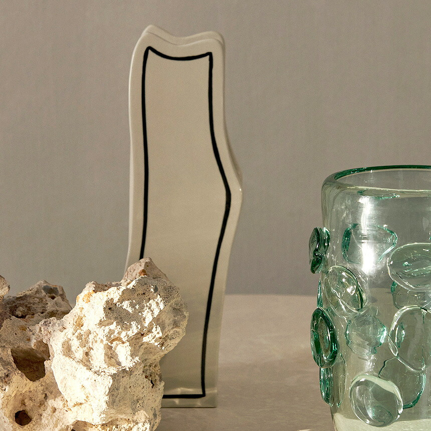 ferm LIVING ファームリビング 二次元アートの不思議な花瓶 ペーストベース  Slim 北欧花瓶 おしゃれ フラワーベース 雑貨 インテリア 陶器 プレゼント ギフト おすすめ 北欧雑貨 北欧インテリア インテリア雑貨