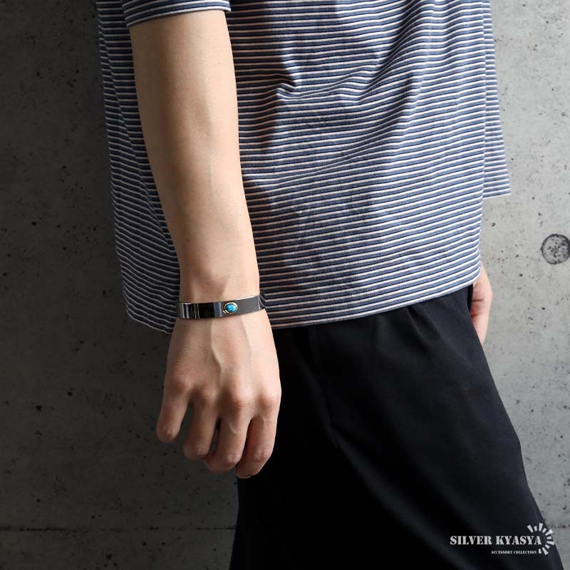 ステンレス ターコイズバングル 平打ち 2カラー メンズ ブレスレット インディアンジュエリー ネイティブデザイン 一粒 オーバル イーグル 刻印 腕輪 シンプル カジュアル アクセサリー 手元 ワンポイント 金属アレルギー対応