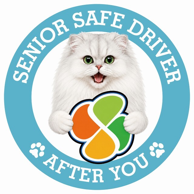 カーサイン 高齢者マーク SENIOR SAFE DRIVER チンチラ ステッカー シール 直径13cm 肉球 日本製 車