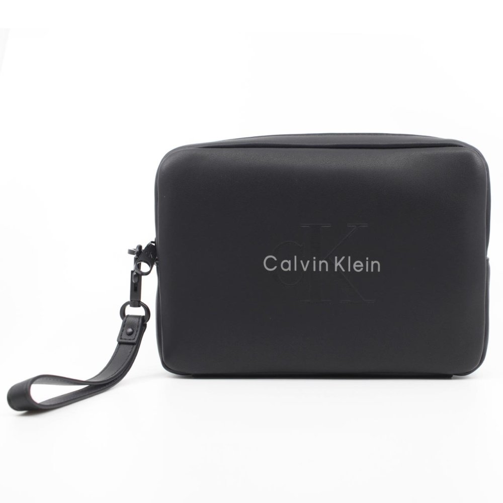 カルバンクライン　CK　Calvin Klein　セカンドバッグ　LV04D1257G UB1　ブラック BLACK　BOLD POUCH WITH HANDLE　ボールド ポーチ ウィズ ハンドル　クラッチバッグ　Europeライン