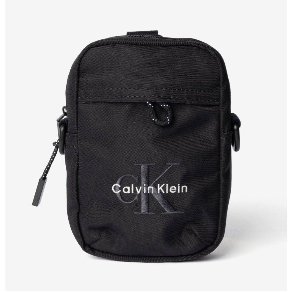カルバンクライン Calvin Klein BOLD LOGO NYLON SLIM REPORTER ボールド ロゴ ナイロン スリム レポーター LV04D3231G ショルダーバッグ メンズ バッグ