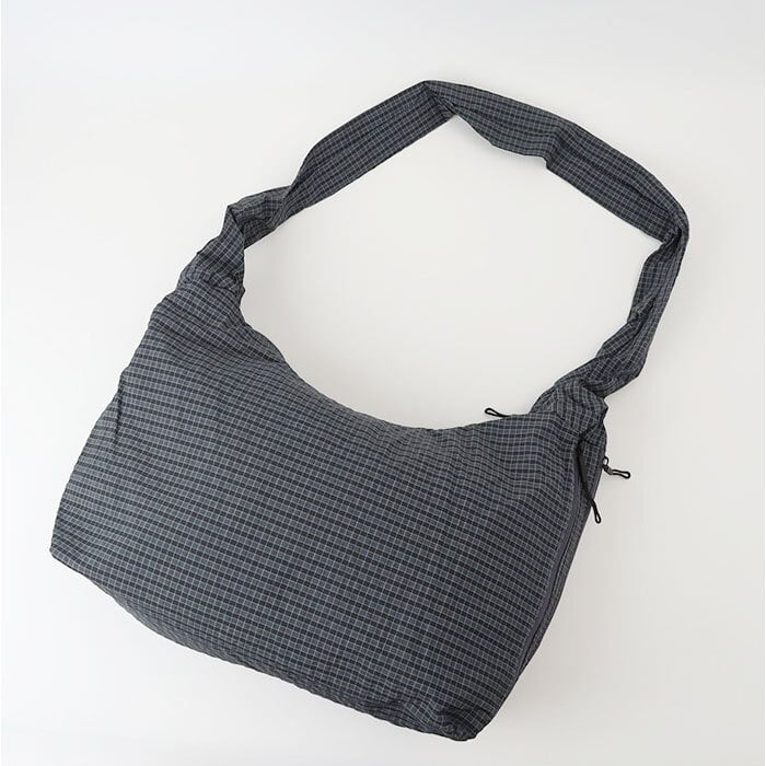 ショルダーバッグ レディース 斜めがけ 大人 大きめ 通販 斜めがけバッグ ショルダーバック 肩掛けバッグ 肩掛けカバン A4 通勤 通学 軽量 軽い おしゃれ かわいい シンプル 大容量 旅行 マザーズバッグ ファスナー サブバッグ レディースバッグ