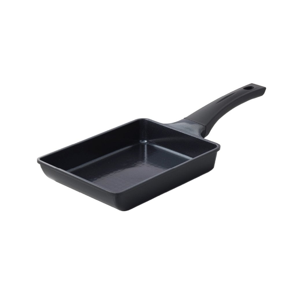 エッグパン ヒスイフライパン クアッドコーティング 卵焼き器 玉子焼き フライパン 14×19cm セラミックコーティング PFASフリー ヒスイ 竹炭 黄土 エンボス加工 焦げ付きにくい 軽量 IH対応 ガス火対応 オール熱源対応 朝食 お弁当 おしゃれ 調理器具 キッチン用品 新生活 結婚祝い プレゼント ギフト アピデ